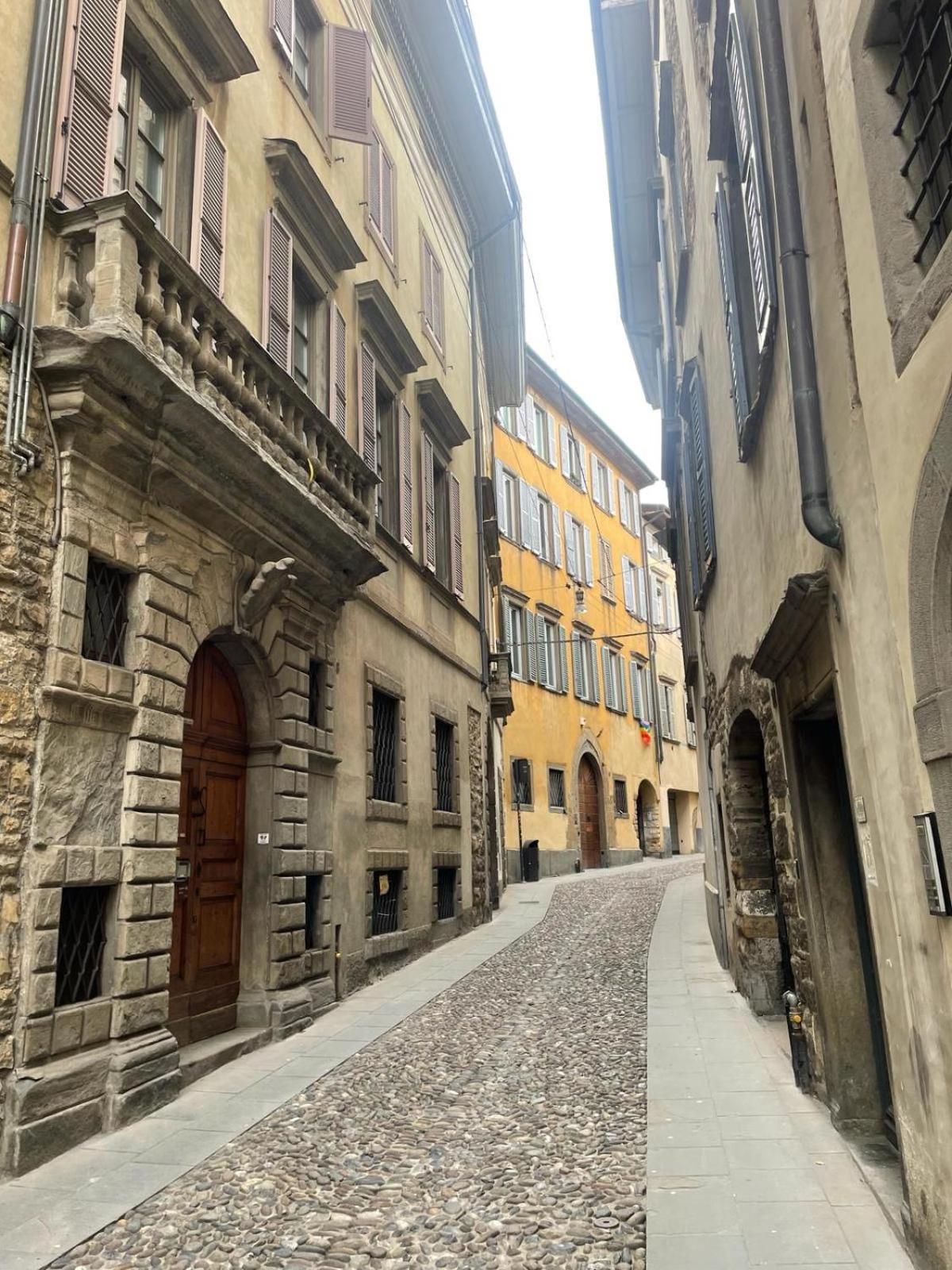Apartamento Bella Ciao Old Town Bérgamo Exterior foto
